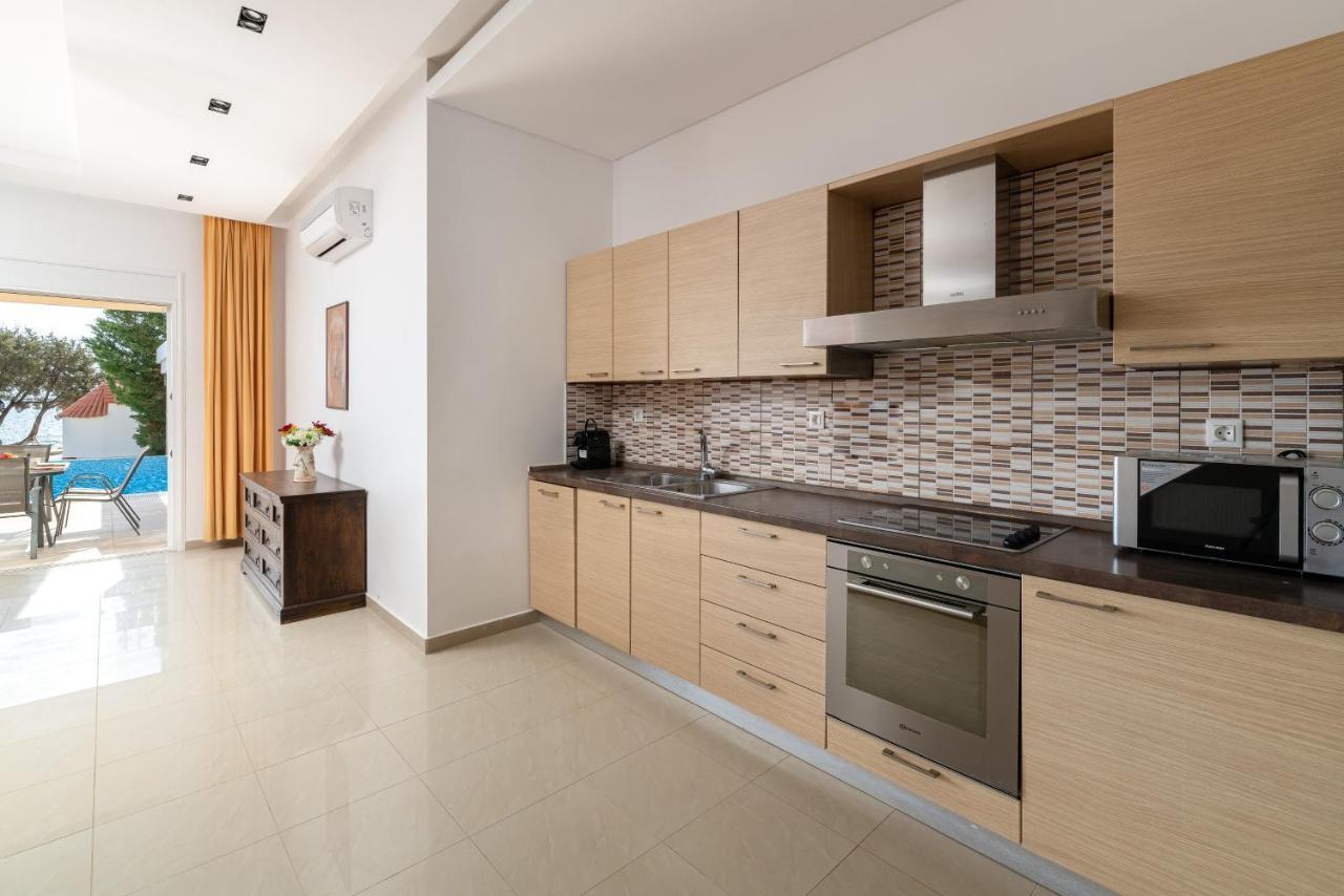 Villa Kivotos Lardos Bagian luar foto