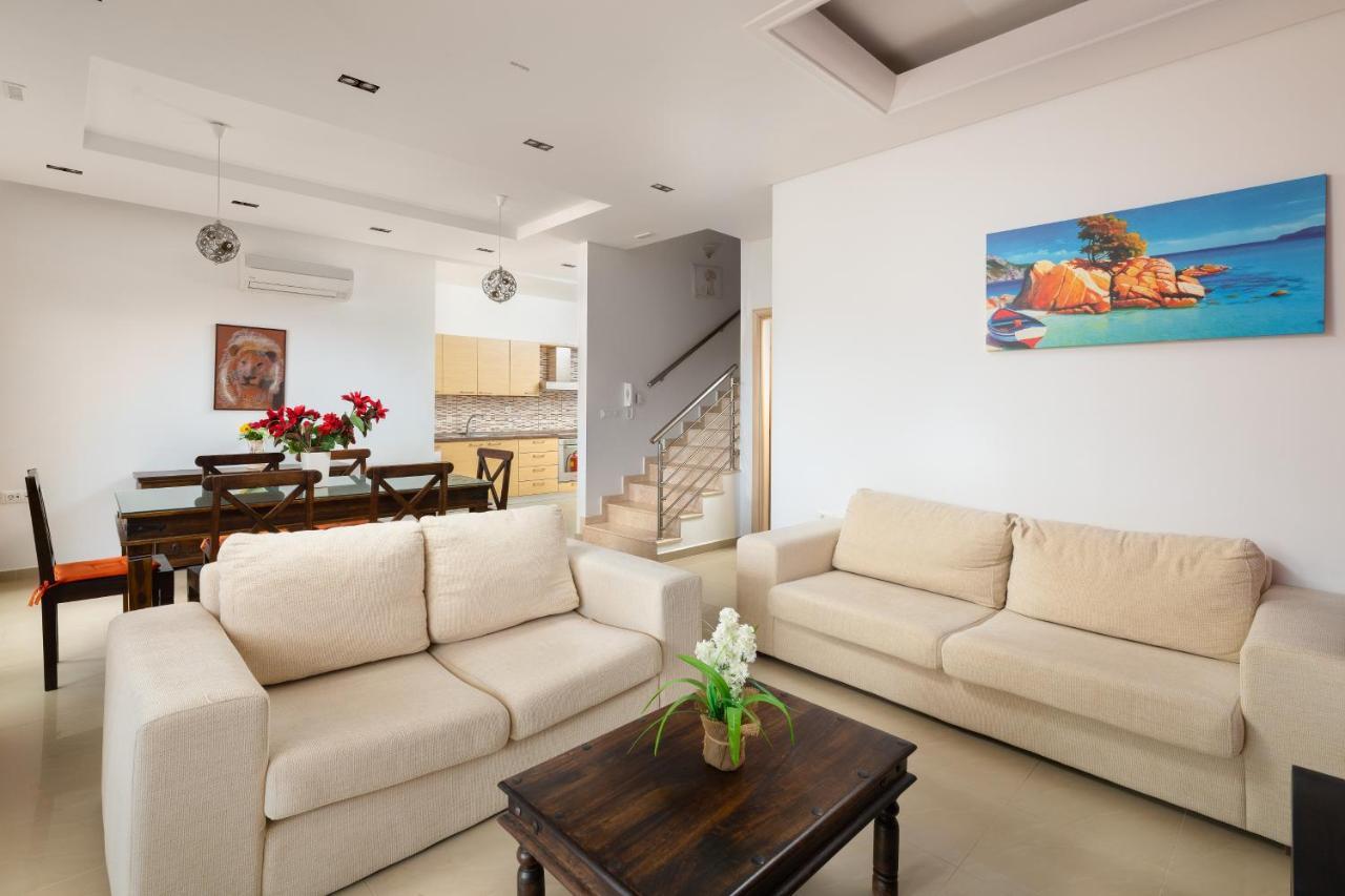 Villa Kivotos Lardos Bagian luar foto